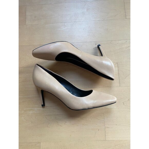Calvin Klein BNWOT "Callia" pointed toe beige nude heel NEW - Picture 3 of 10